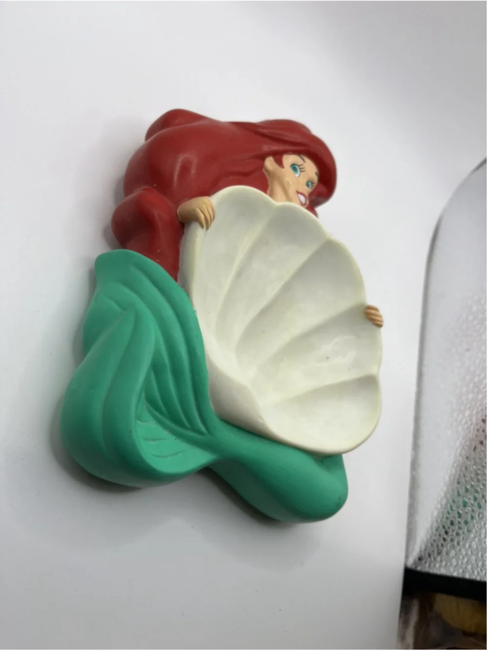 VTG Avon Disney The Little Mermaid Ariel Rubber Floating Soap Dish CUTE